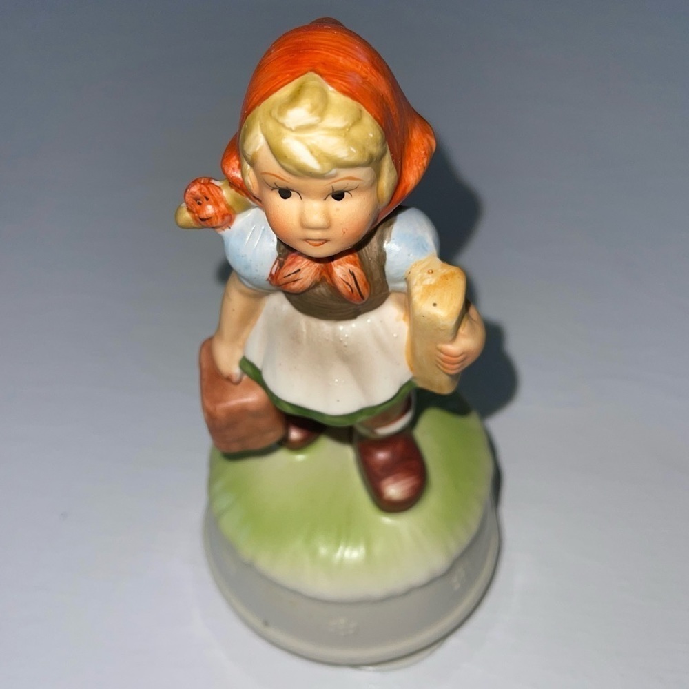 Vintage Hummel Music Box